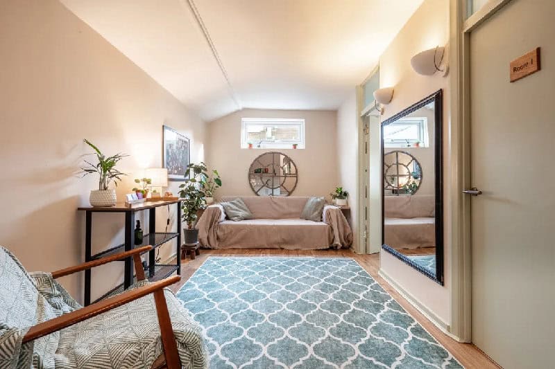 MCR Therapies London Waiting Area